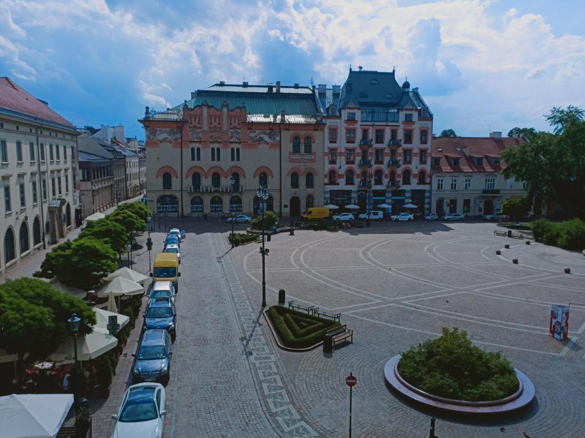 View To The Cracow Basic Appartement Krakau Buitenkant foto